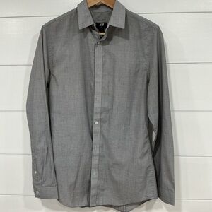H&M Men's Light Gray Dress Shirt - Spread Collar